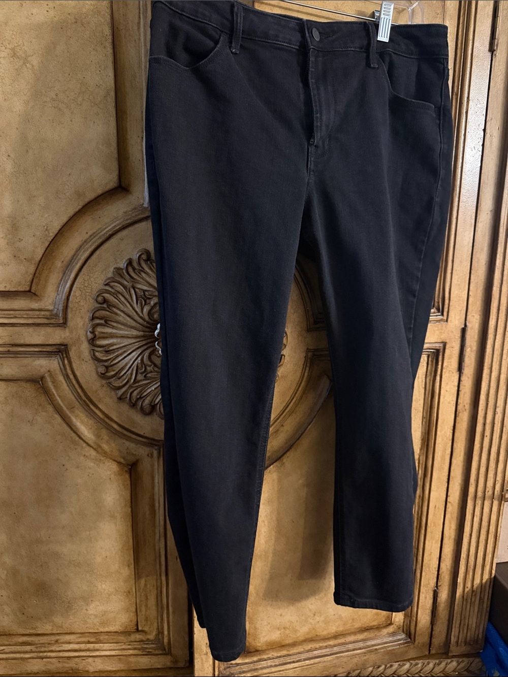 Slim Fit Black Skinny Jeans for Women